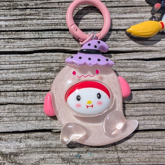 Cute Character Keychains Set - Picture 2 of 11